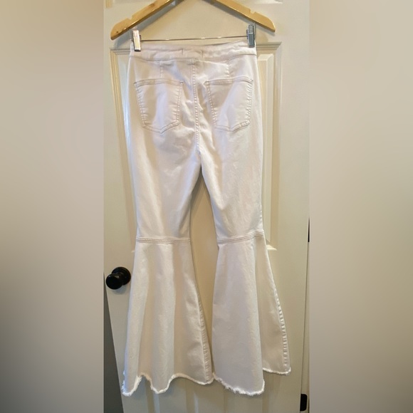 We the free flare Jeans - Picture 2 of 11